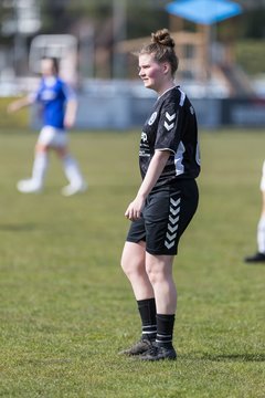 Bild 403 - F VfL Kellinghusen - FSG Kaki-StuSie : Ergebnis: 2:1